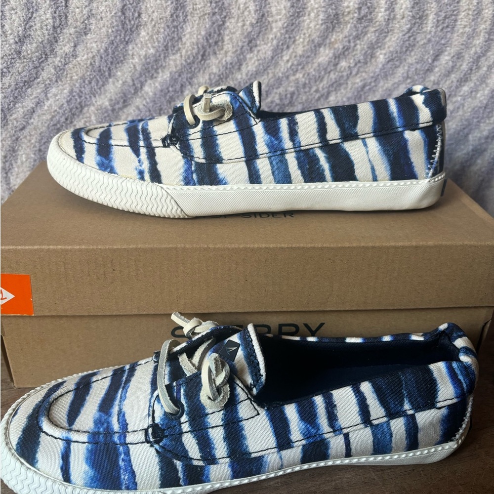 Sperry women’s  Navy and White Striped Boat Shoes